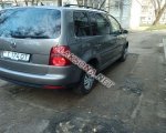 продам Volkswagen Touran в пмр  фото 2