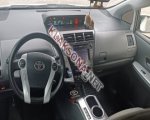 продам Toyota Prius V в пмр  фото 3