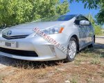 продам Toyota Prius V в пмр  фото 4